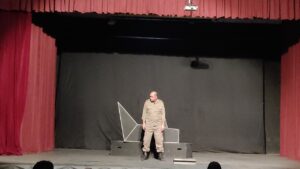 اجرای نمایش «سگ هار» در نوشهر