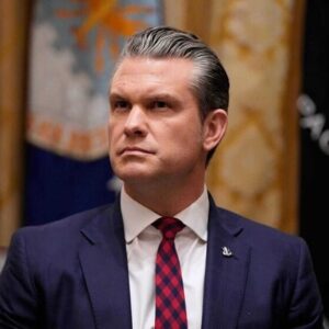 وزیر جنگ آمریکا سوالات خبرنگاران درباره حمله به ونزوئلا را جواب نداد