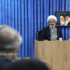 «اعتکاف» پُلی به سوی معنویت؛ انتظار معجزه فوری از جوانان نداشته باشید