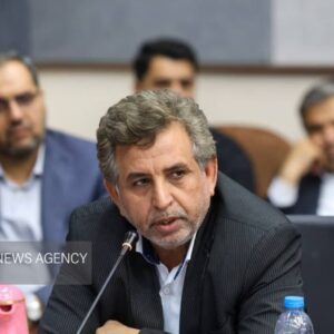  فعالان اقتصادی خوزستان در تامین کالاهای اساسی مشارکت جدی داشته باشند