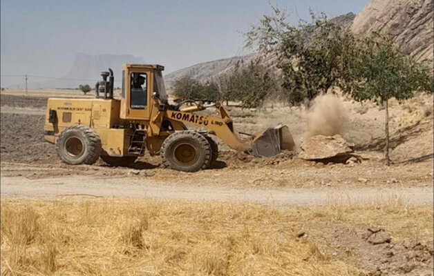 ۶۰ حلقه چاه غیرمجاز در دشت شیراز مسدود شد
