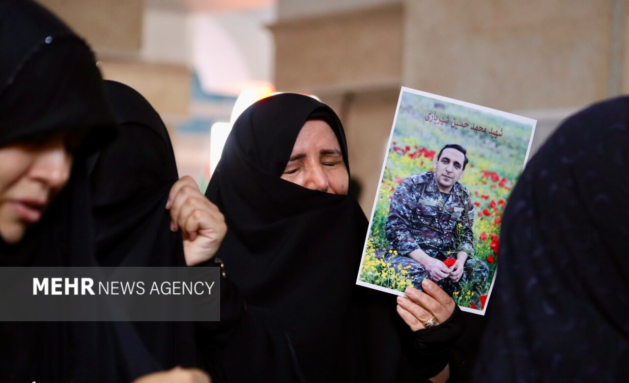 جایی که دلتنگی از قاب عکس آغاز میشود