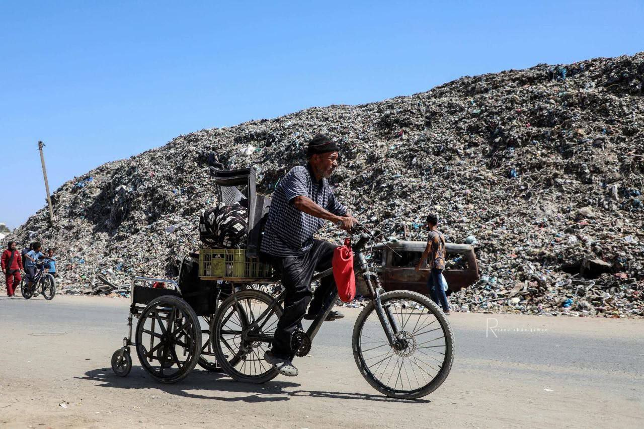 فاجعه زیست‌محیطی در غزه و انباشت حجم عظیمی از زباله+ تصاویر