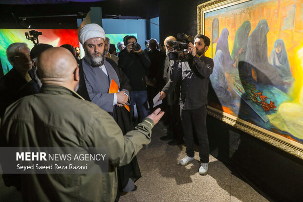 نمایشگاه آثار نقاشی عبدالحمید قدیریان با عنوان نقل «نور آمد»