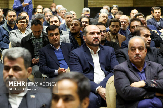 مراسم ختم خانواده اسماعیل سقاب اصفهانی