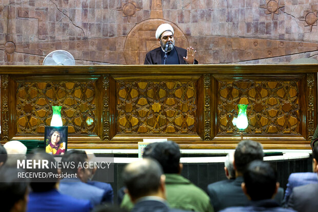 مراسم ختم خانواده اسماعیل سقاب اصفهانی