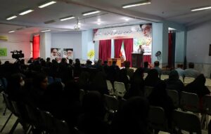 فرماندار دشتی: تصمیم‌گیری‌ها بر اساس نظر متخصصان و ظرفیت مردم است