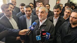 نیکزاد: راه‌حل مشکلات کشور، مشارکت دانشگاه و دانشجو است