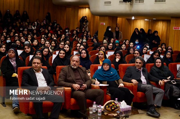 پرسش و پاسخ دانشجویان کرمانی با سخنگوی دولت