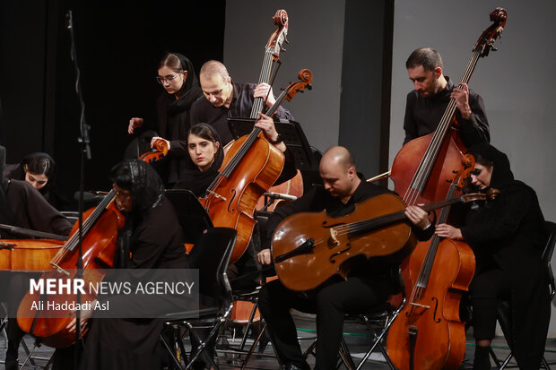 اجرای ارکستر موسیقی ملی ایران