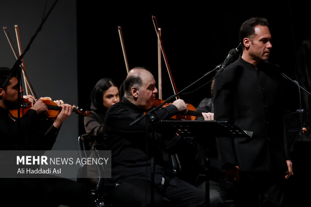 اجرای ارکستر موسیقی ملی ایران