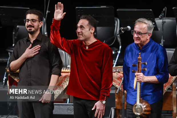 اجرای ارکستر موسیقی ملی ایران