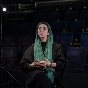 زندگی تئاتری افسانه ماهیان مستند شد