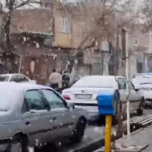بارش برف چهره بستان‌آباد را سفیدپوش و زمستانی کرد