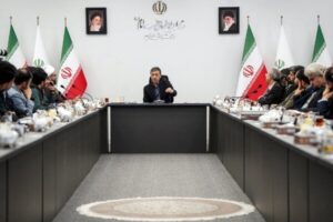 عمل‌گرایی نخبگان ظرفیتی برای تولید قدرت به نفع مردم ایران است