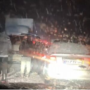 گرفتار شدن صدها خودرو در محور سنندج ــ سقز، جاده دیواندره محدوده زرینه