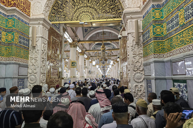 مسجد النبی(ص) در آستانه ولادت حضرت زهرا (س)