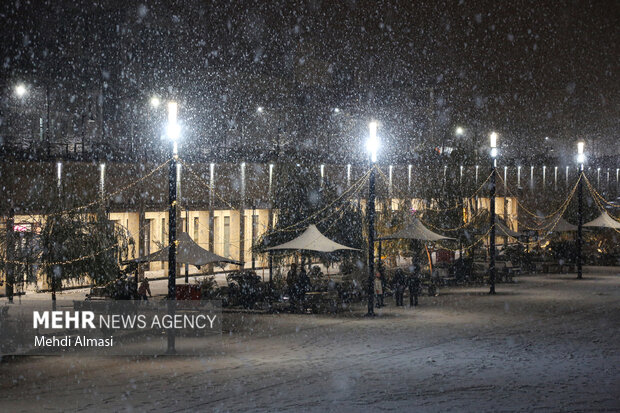 بارش برف در زنجان