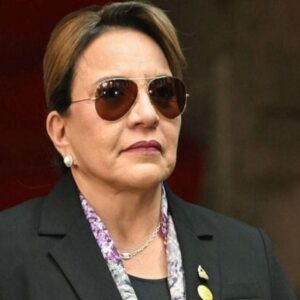 رئیس‌جمهور هندوراس به تقلب در انتخابات و دخالت ترامپ اعتراض کرد