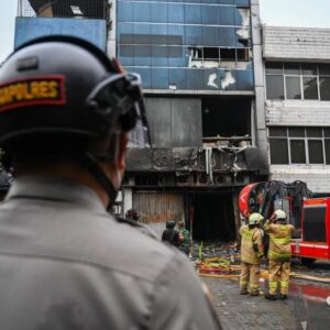 ۲۲ کشته در پی آتش‌سوزی ساختمان اداری در جاکارتا اندونزی