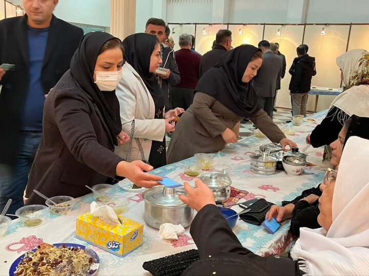 جشنواره غذاهای بومی در کامیاران؛گردهمایی زنان برای احیای سنت‌های غذایی