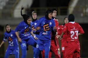 جمعه داغ تهران با جدال پرسپولیس و ایستا؛ تلاش گل گهر برای رسیدن به صدر