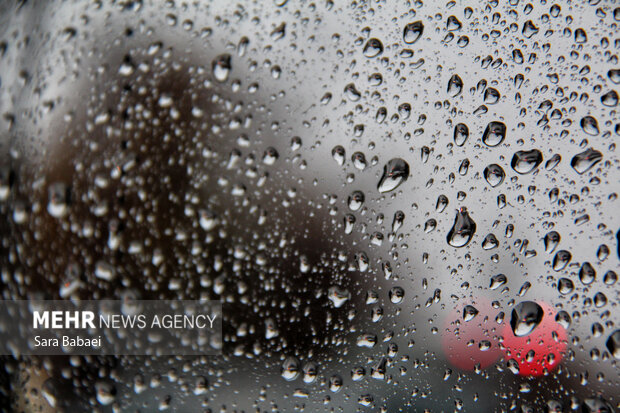 باران در کرمانشاه؛ از خیابان‌های خیس تا آسمان ابری شهر