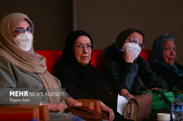 نکوداشت بانوان مؤثر در موزه ملک