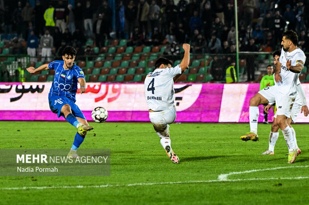 لیگ برتر فوتبال - استقلال و ملوان