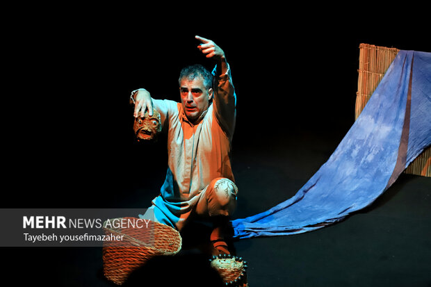 اجرای نمایش «ماجراجوی سرسخت» در جشنواره بین‌المللی تئاتر کودک و نوجوان همدان