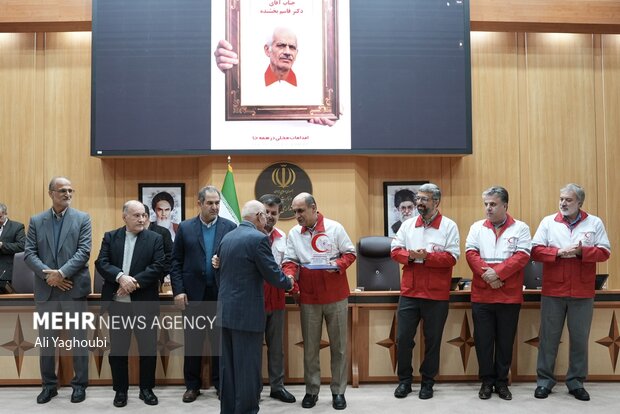 پاسداشت از داوطلبین هلال احمر گیلان