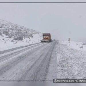 بارش برف در محور نورآباد-نهاوند