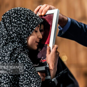 تجلیل از مادران و همسران شهدای جنگ ۱۲ روزه