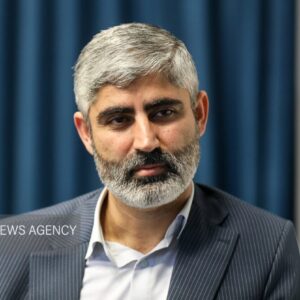 حذف بودجه فرهنگی جامعه را در معرض بحران‌های اجتماعی قرار می‌دهد