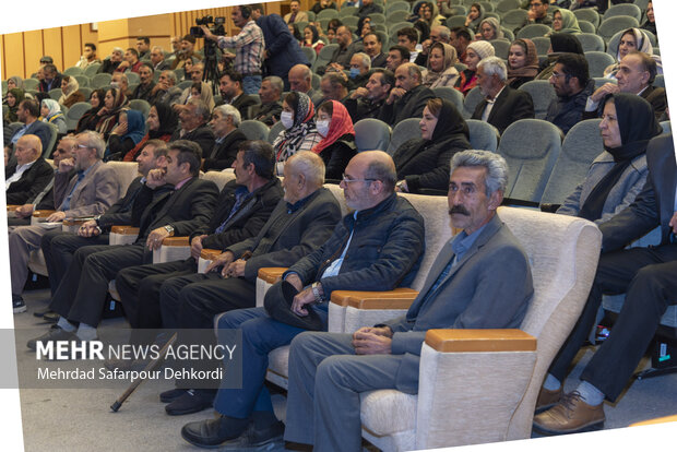 اختتامیه اولین جشنواره ملی نمد در شهرکرد