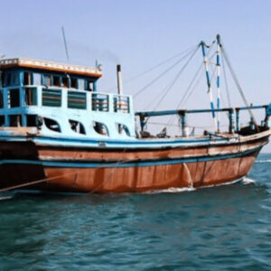 توقیف سه لنج صیادی در آب‌های جاسک و دستگیری ۱۱ متهم