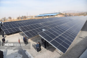 فریدونی: ظرفیت نیروگاه‌های خورشیدی کاشان به ۳۶ مگاوات افزایش یافت