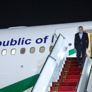 رئیس جمهور وارد ترکمنستان شد