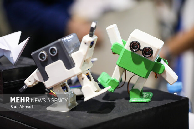 نمایشگاه هفته پژوهش و فناوری