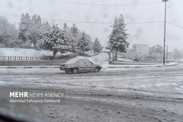 شهرکرد، بام ایران سفید پوش شد