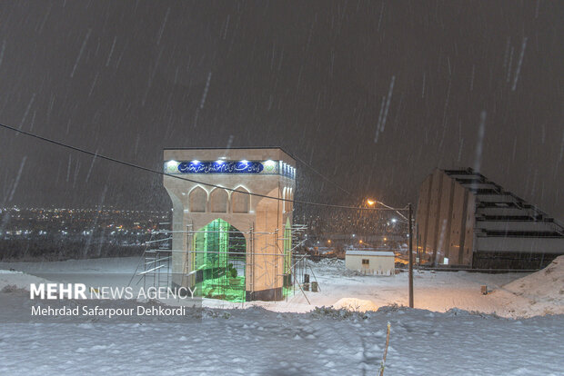 شهرکرد، بام ایران سفید پوش شد