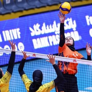 جدال شانه‌ به‌ شانه مدعیان؛ رقابت سخت برای صدر جدول