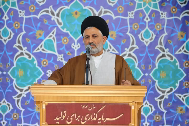 اندیشه های حضرت امام خمینی (ره) نباید در موزه‌ها قرار گیرد