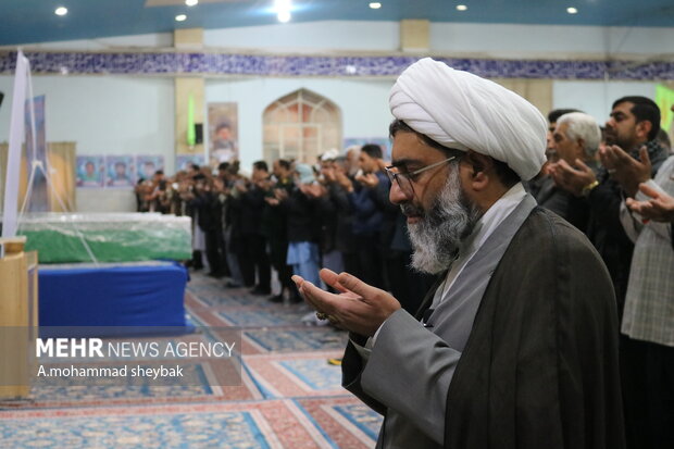 آیین تشییع شهدای حادثه تروریستی لار در زابل