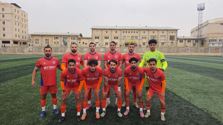 تقابل حساس تیم‌های شهید قندی و فولاد هرمزگان در هفته نهم لیگ دسته دو