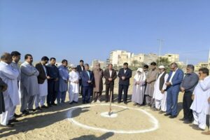 آیین کلنگ‌زنی دو مدرسه ۱۲ کلاسه در چابهار برگزار شد