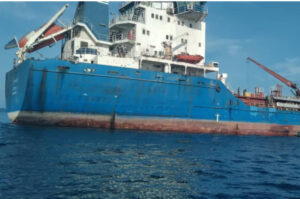 نجات یک کشتی ایرانی در آب‌های ساحلی گیلان توسط تیم ویژه بندر آستارا