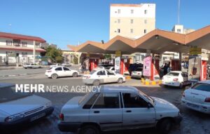 سوختگیری روان خودروها در بوشهر