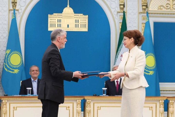 ایران و قزاقستان تفاهمنامه سینمایی امضا کردند