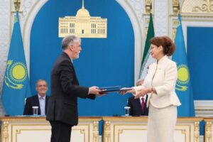 ایران و قزاقستان تفاهمنامه سینمایی امضا کردند